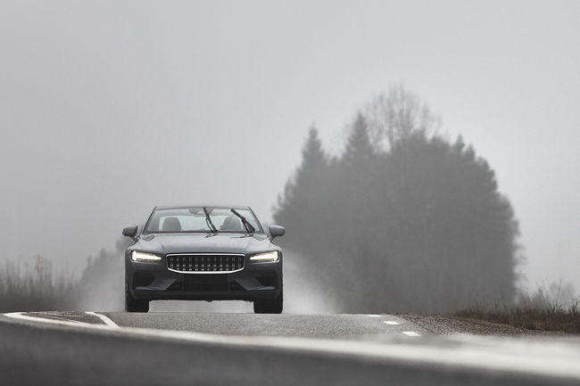 La Polestar 1 en essais en Suède