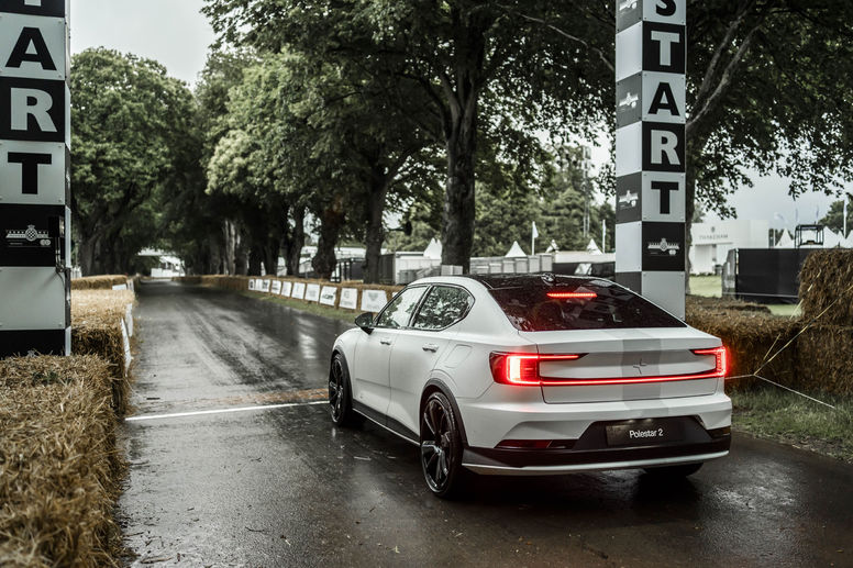 Une Polestar 2 expérimentale de 476 ch à Goodwood