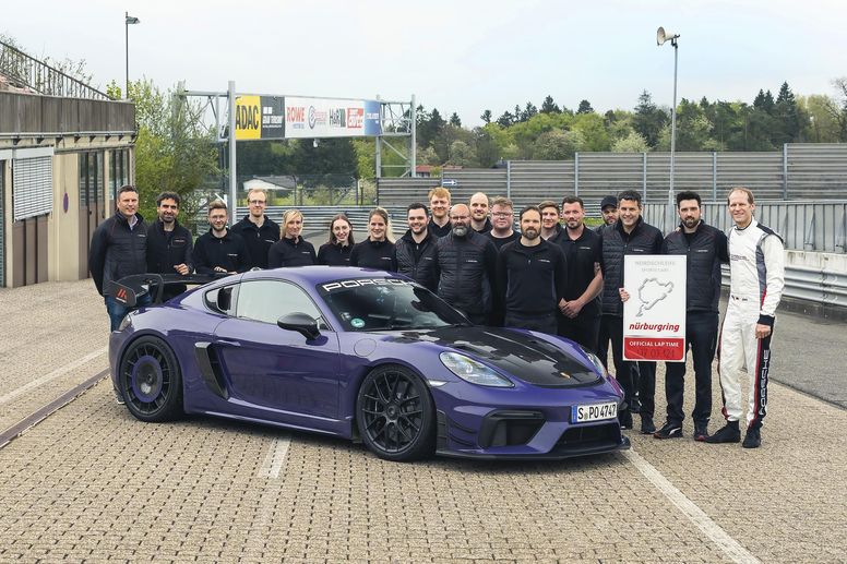 Le Porsche 718 Cayman GT4 RS reçoit un kit Manthey et s'illustre sur le Ring