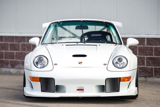 Une Porsche 911 GT2 Evo aux enchères