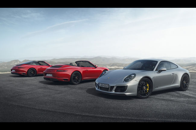 Porsche 911 GTS : restylage et nouveau moteur