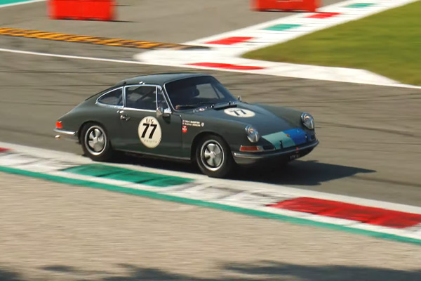 Bataille de Porsche 911 2.0 à Dijon Prenois et à Monza