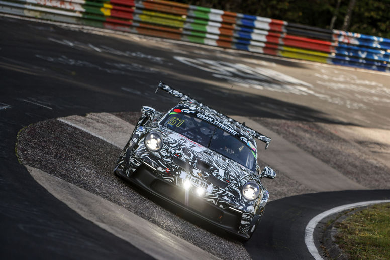 Endurance : débuts réussis pour la nouvelle Porsche 911 GT3 Cup