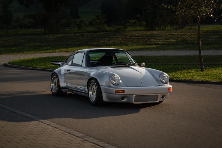 La première Porsche 911 Turbo s'expose à Hampton Court