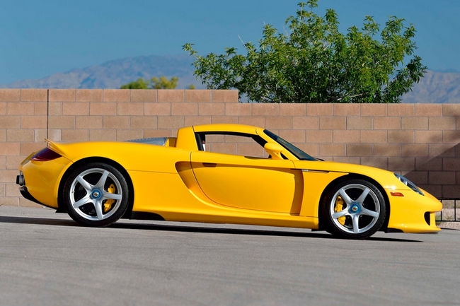 Mecum Auctions : Porsche Carrera GT 2005