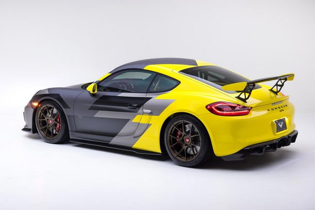 Un kit Aero Vorsteiner V-CS pour le Cayman GT4