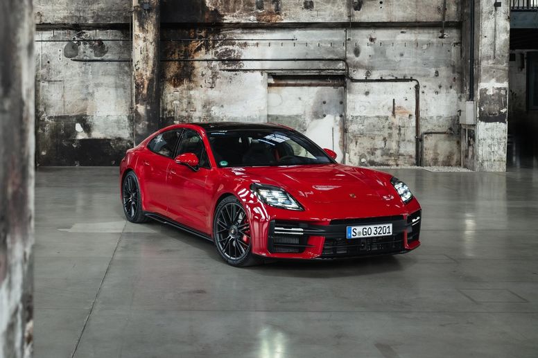 Porsche : des ventes en baisse mais les véhicules électriques séduisent