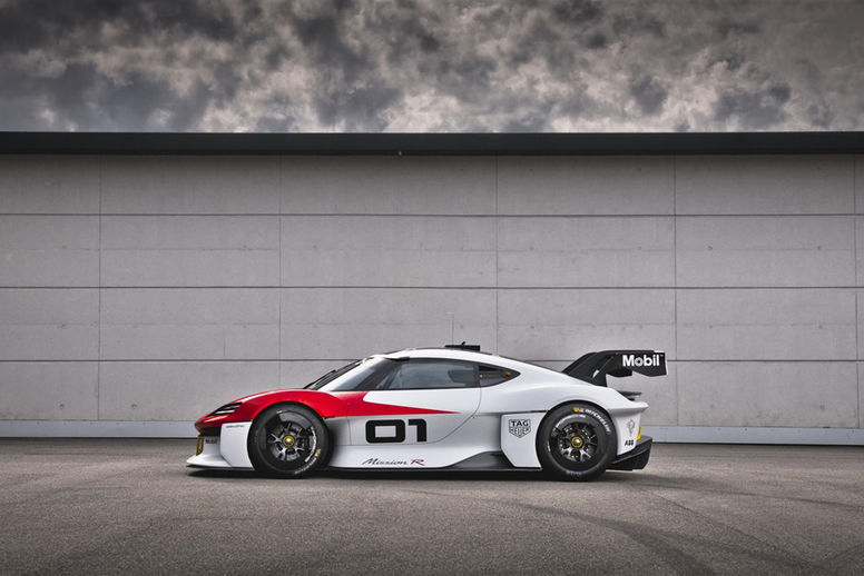 Porsche dévoile le concept Mission R à Munich
