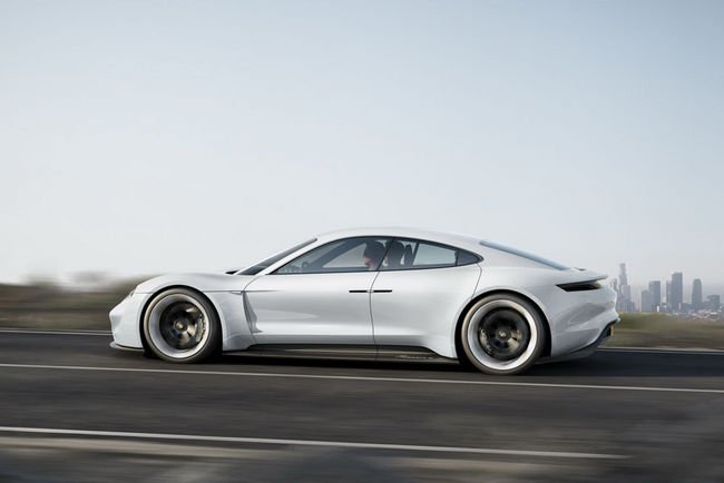 Porsche Mission E : 20.000 unités par an