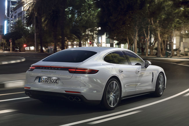 Nouvelle Porsche Panamera Turbo S E-Hybrid