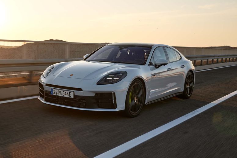 Deux nouvelles versions hybrides rechargeables pour la Porsche Panamera