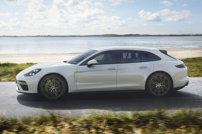 Nouvelle Porsche Panamera Turbo S E-Hybrid Sport Turismo