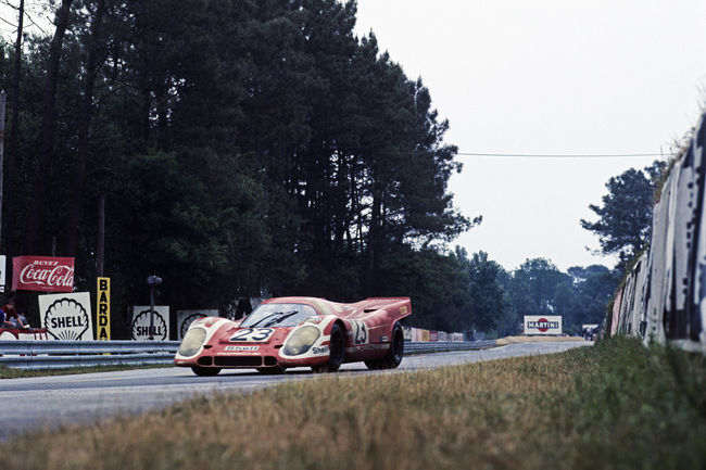 Porsche souhaite un bon anniversaire à Richard Attwood