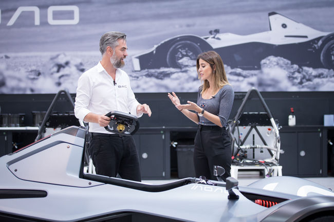 Première cliente pour la BAC Mono