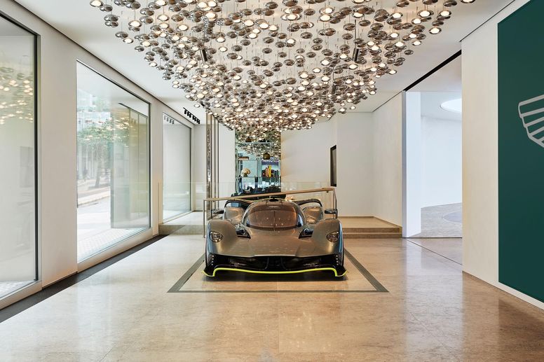 Q by Aston Martin s'installe au coeur de Manhattan