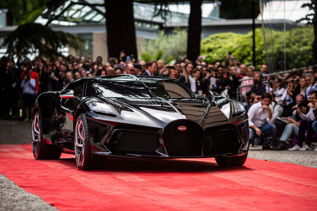 Une séance photo à 33 millions d'euros de Bugatti