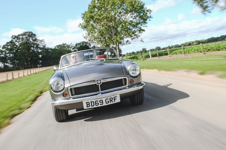 RBW Roadster : la MGB réinterprétée en mode électrique