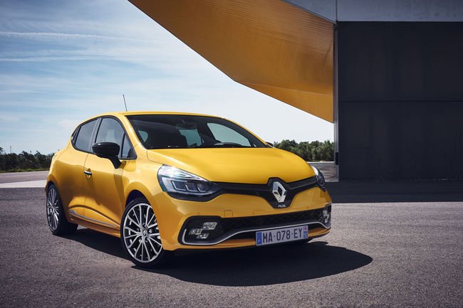 Nouvelles Clio R.S. 200 EDC et Trophy 220 EDC