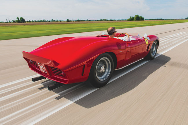 RM Sotheby's : beau plateau Ferrari à Monterey