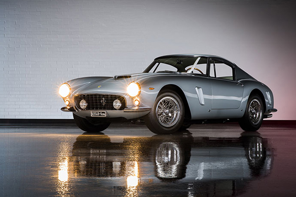 RM Sotheby's : bel accueil pour les modèles Ferrari à Monterey