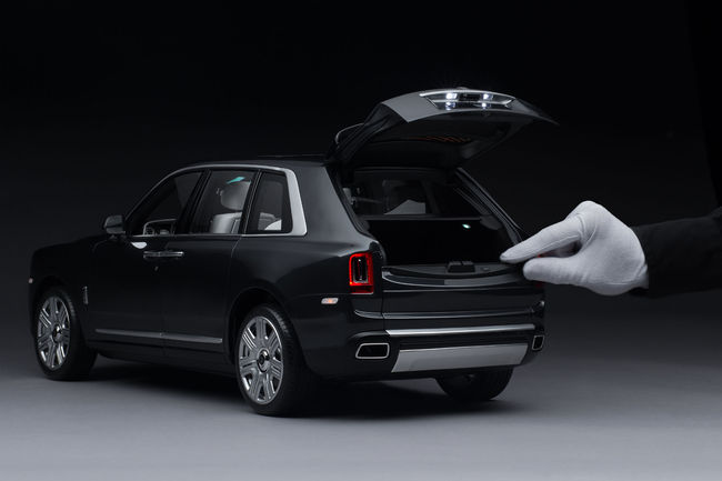 Le Rolls-Royce Cullinan existe aussi en miniature