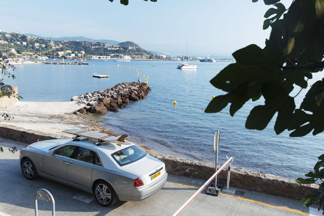 Une étonnante Rolls-Royce Ghost dévoilée à Cannes