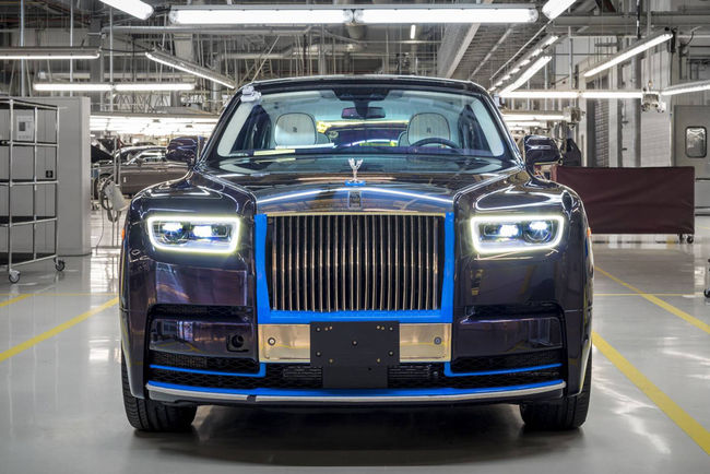 Enchères : 780 000 dollars pour la première Rolls-Royce Phantom 2018