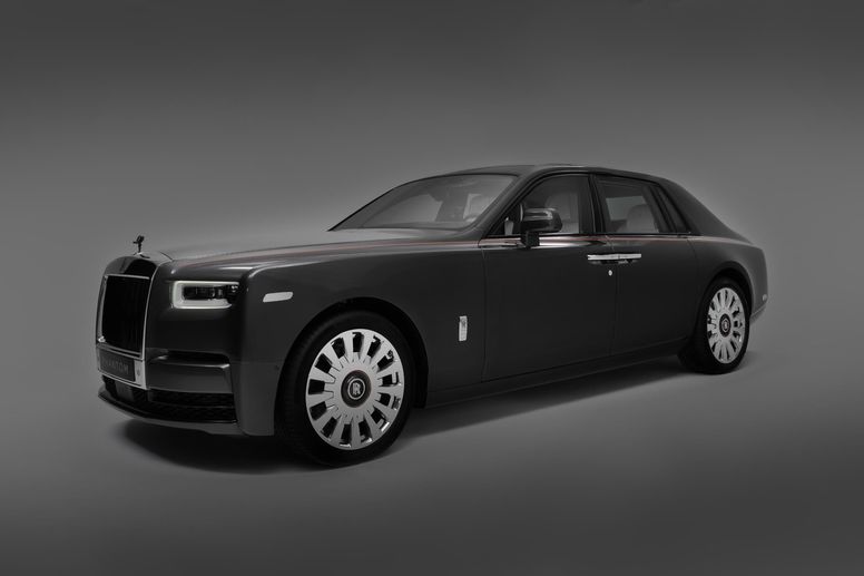 Rolls-Royce Phantom Carbon Veil