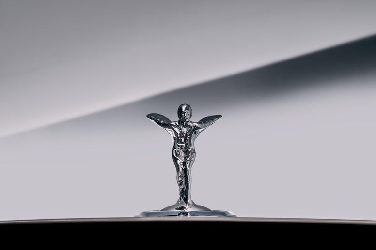 Rolls-Royce : le Spirit of Ecstasy fait peau neuve