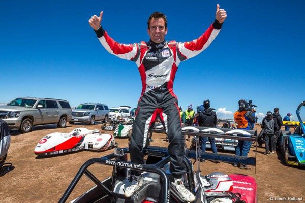 Romain Dumas s'impose à Pikes Peak 2016