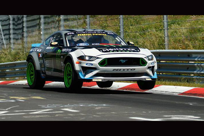 Insolite : séance de drift sur la Nordschleife