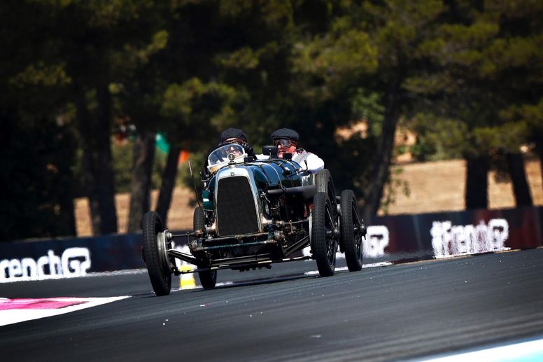 Sebastian Vettel en piste au Goodwood Festival of Speed