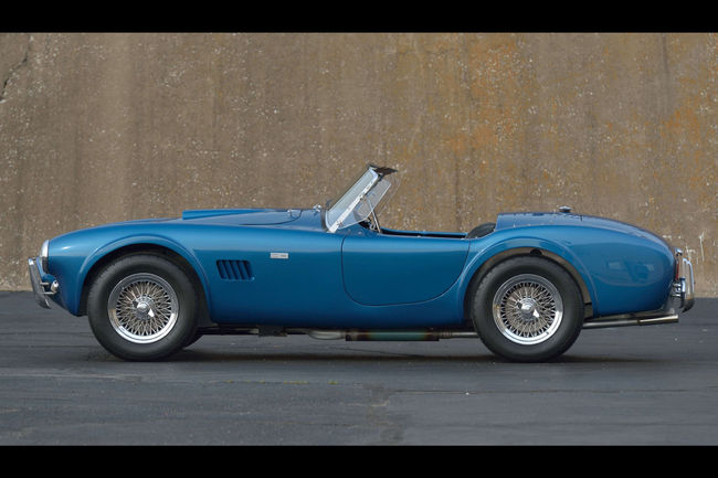 Une rare Shelby Cobra 289 aux enchères