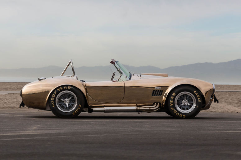 A vendre : Shelby 427/SC Cobra avec une carrosserie en bronze