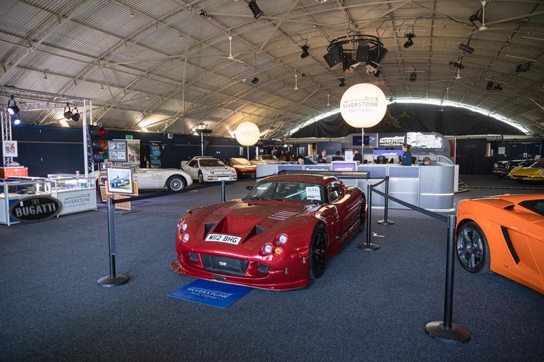 Silverstone Auctions devient Iconic Auctioneers