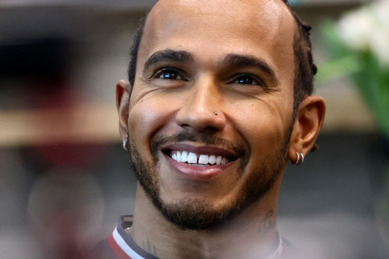 Sir Lewis Hamilton rejoint Stewart, Moss et Brabham