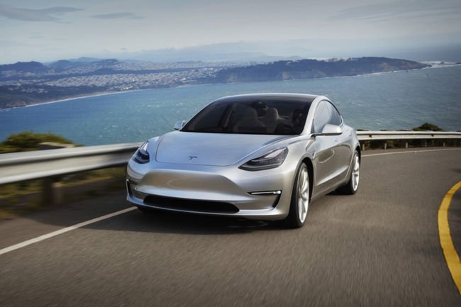 La Tesla Model 3 en virée à San Francisco