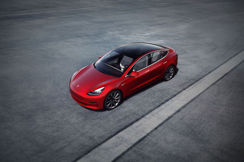 Tesla Model 3, l'électrique la plus vendue en février