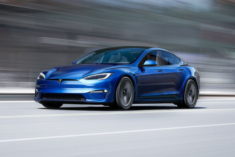 Découvrez l'accélération phénoménale de la Tesla Model S Plaid