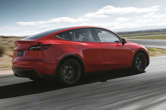 Tesla lève le voile sur son SUV Model Y 