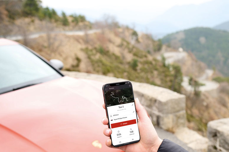 Un mode Free Drive pour l'application Porsche Track Precision app