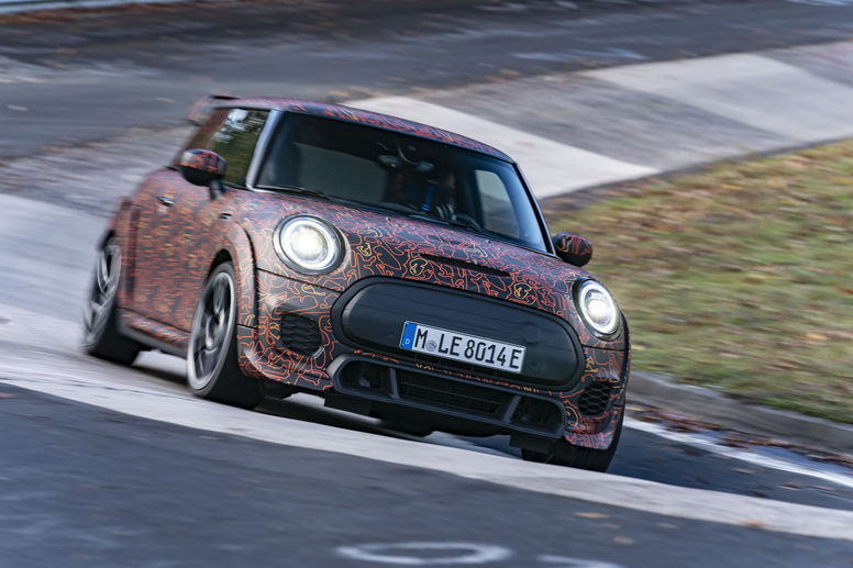 Un teaser pour la future MINI John Cooper Works électrique