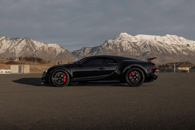 Une Chiron Sport et un prototype EB110 aux enchères RM Sotheby's