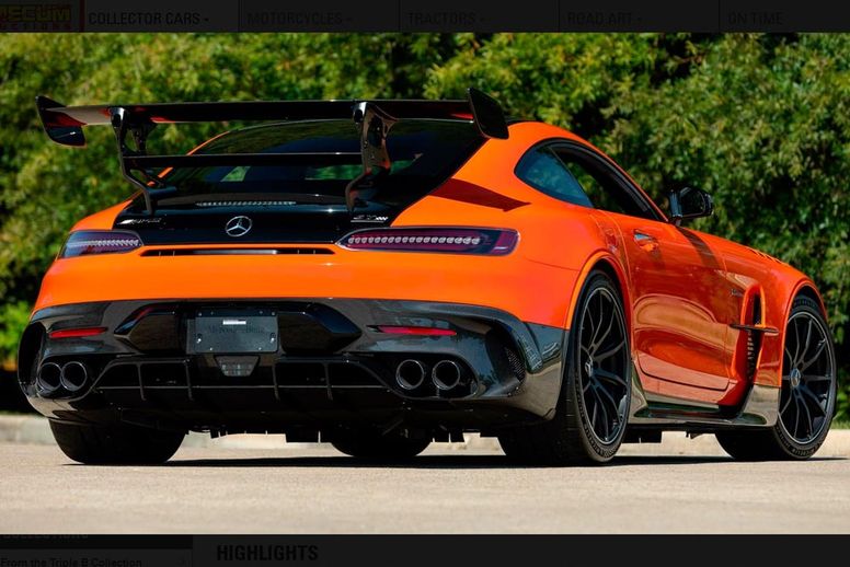 Une Mercedes AMG GT s'illustre lors de la vente Mecum Auctions de Las Vegas