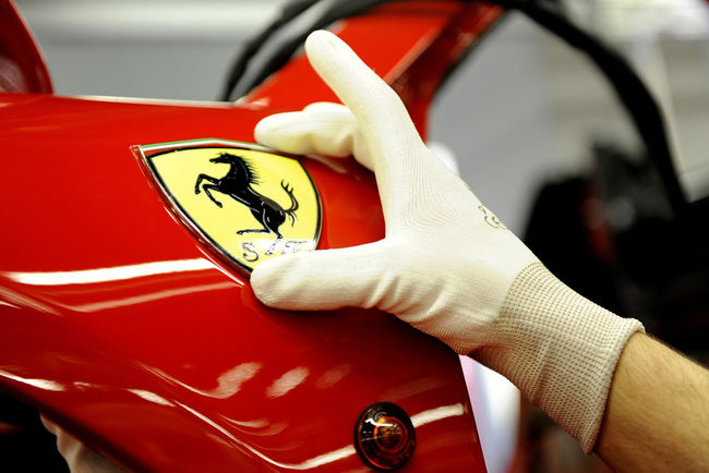 Ferrari innove avec une nouvelle peinture