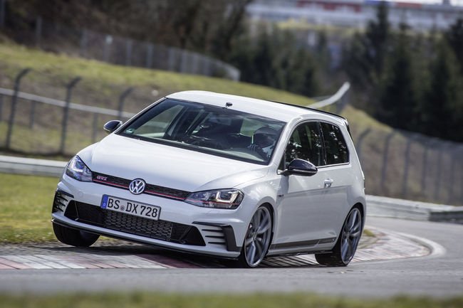 VW Golf GTI Clubsport S : nouvelle reine du Ring