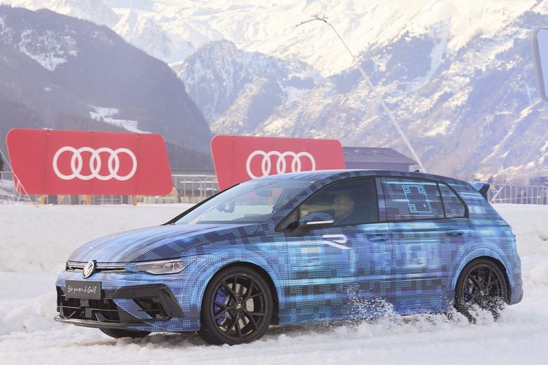 Volkswagen offre un aperçu de la future Golf R à Zell am See