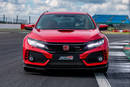 La Honda Civic Type R en action à Silverstone