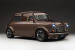 Ian Callum présente le premier exemplaire de la Mini Wood and Pickett by CALLUM
