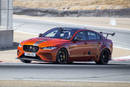 La Jaguar XE SV Project 8 à Laguna Seca